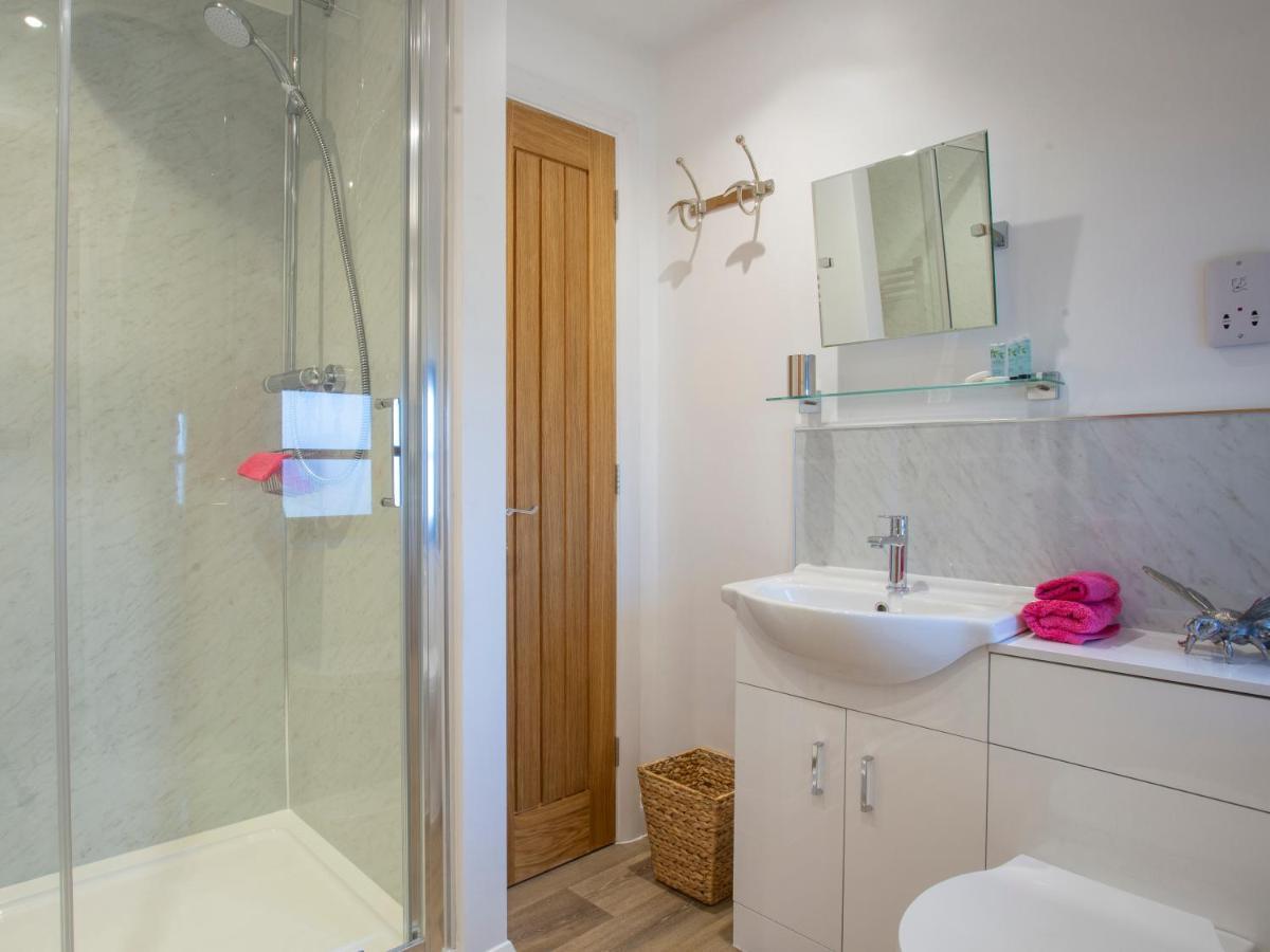 Bay Tree * Droitwich