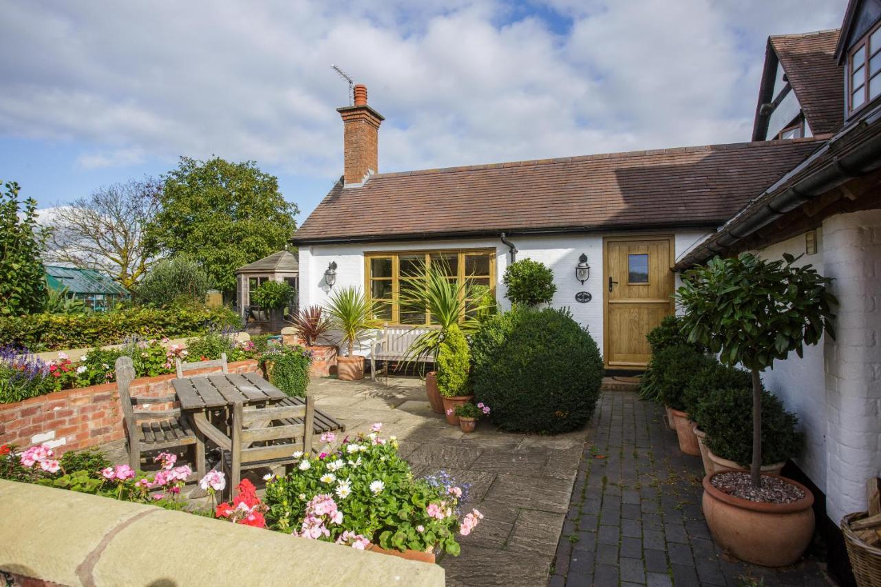 Bay Tree * Droitwich